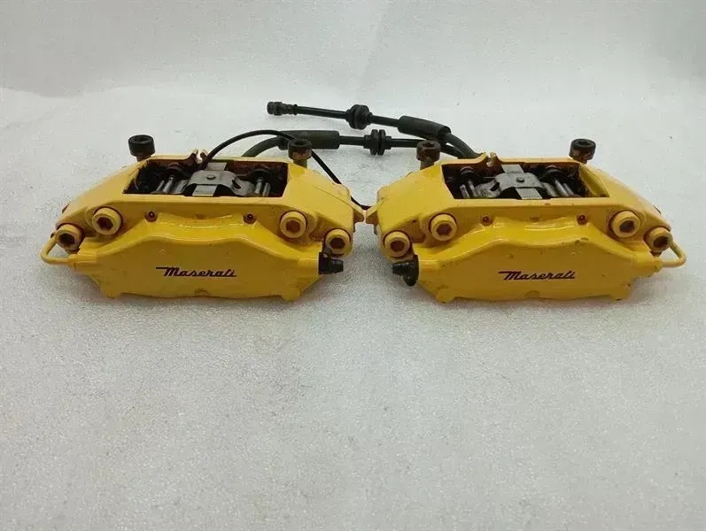 Maserati GranTurismo / GranCabrio Maserati Granturismo M145 brake caliper 8210701 rear brake caliper Brembo