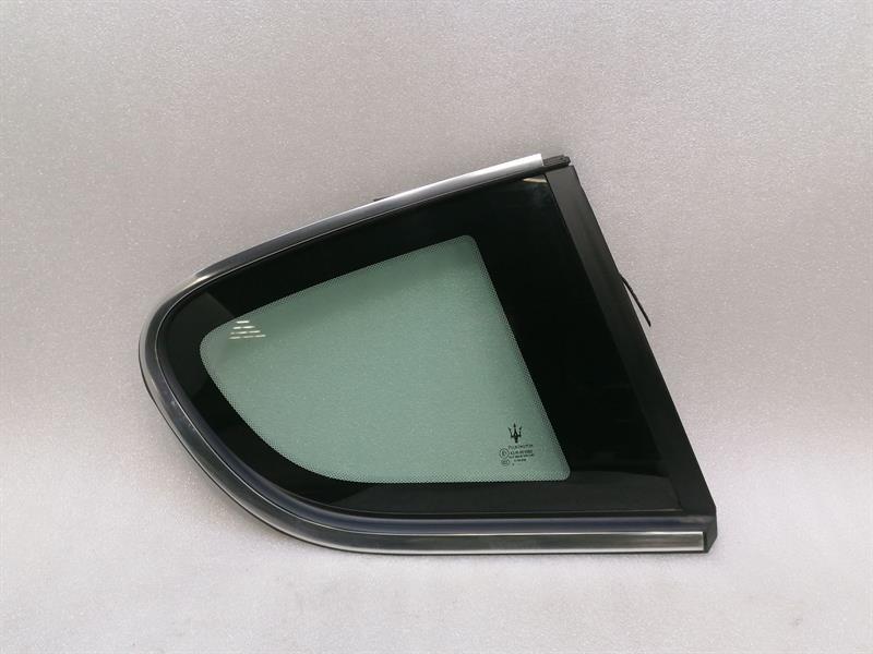 Maserati GranTurismo / GranCabrio Maserati Granturismo M145 Right Rear 1/4 Glass 80088200 Door Window 1/4 Rear RH