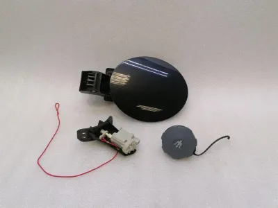 Maserati Granturismo M145 tanklock 980145030 tanklock tanklucka