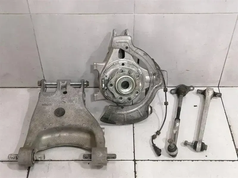 Ferrari 458 Left Rear Hub Ferrari 458 F142 Spider Left Rear Hub 268379 Wh...