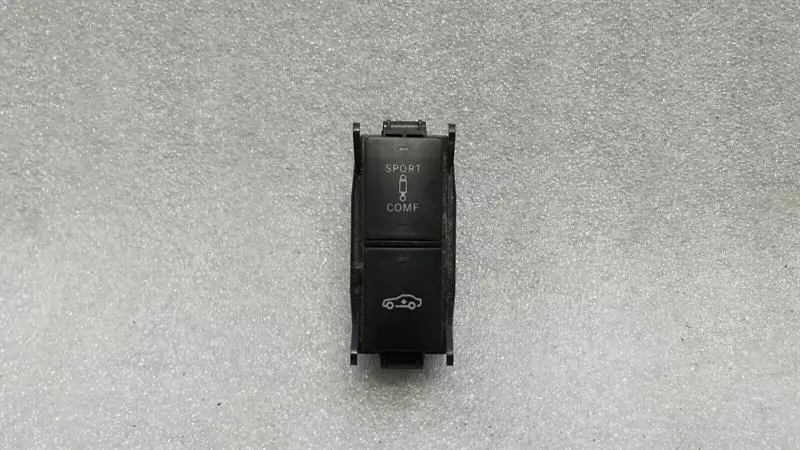 Mercedes-Benz C (W204) Switch