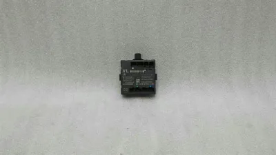 Mercedes CLS W218 front left door module A2129004014 door control unit left