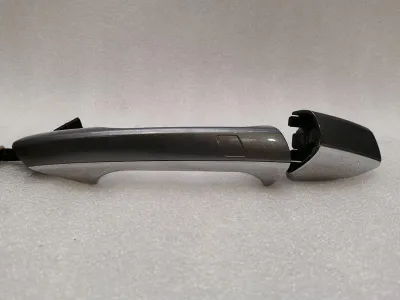 Poignée de porte droite Mercedes CLS W218 A2047601470 Poignée de porte droite KEYLESS-GO