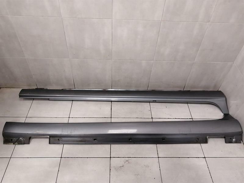 Mercedes-Benz CLS (C218) Mercedes CLS W218 AMG Pack Side Skirt A2186980054 Side Sills AMG Set Body type: Saloon
Fuel: Petrol