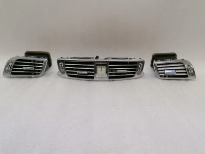 Mercedes CLS W218 air vent set A2188300754 ventilation nozzle ventilation grille set