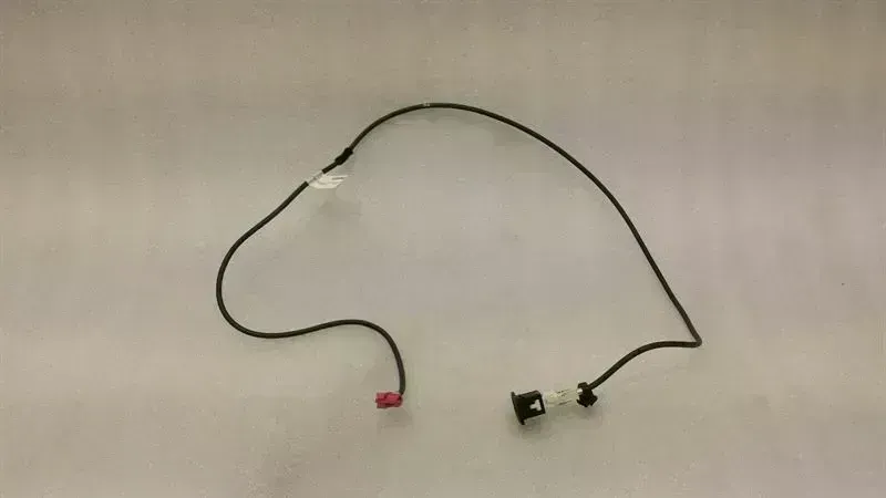 Mercedes-Benz CLS (C218) MERCEDES CLS W218 USB Wiring Loom A2185402103 Wiring Harness Body type: Saloon
Fuel: Petrol