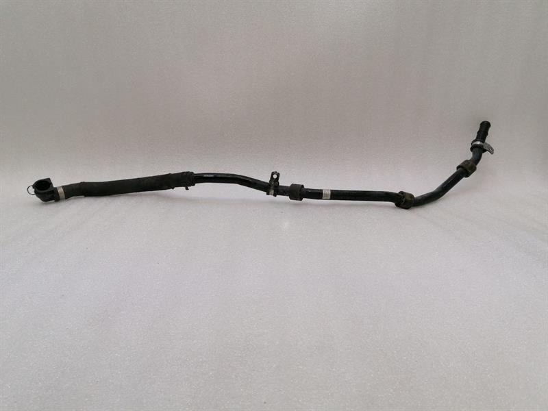 Mercedes-Benz CLS (C218) Mercedes CLS W218 Cooling Pipe A2185010024 Cooling Water Hose Hose Body type: Saloon
Fuel: Petrol