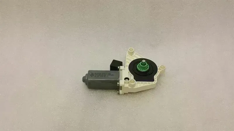 Mercedes-Benz C (W204) Door Window Motor Mercedes CLS W218 W212 FRH Door Window Motor A2...