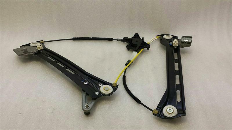 Mercedes-Benz CLS (C218) Mercedes CLS W218 Right Front Door Winder A2187200479 Window Regulator Front Right Body type: Saloon
Fuel: Petrol