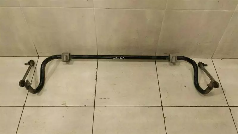 Mercedes-Benz CLS (C218) Mercedes CLS W218 Anti Roll Bar Front A2123231465 Front Anti Roll Bar Body type: Saloon
Fuel: Petrol