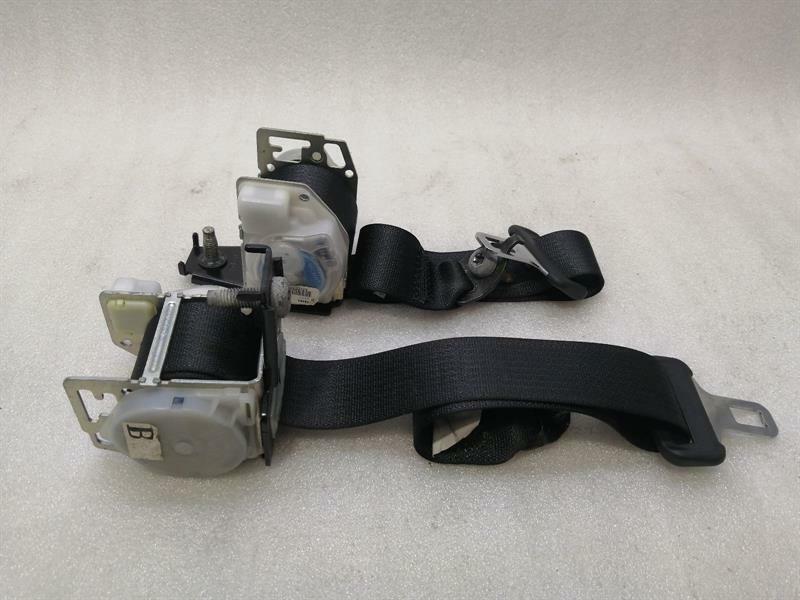 Ford Mustang 2023-... Ford Mustang MK5 Rear Seat Belt SET 5R33-63611B68-ABW Seat Belt Rear