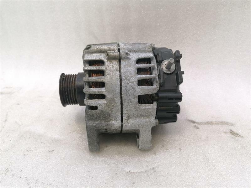 Mercedes-Benz CLS (C218) Mercedes CLS W218 Alternator A0009068601 Alternator M278 V8 180A Body type: Saloon
Fuel: Petrol