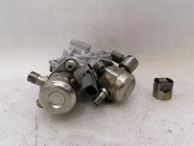 Pompe à carburant mécanique Mercedes CLS W218 A2780700201 Pompe à carburant M278 V8