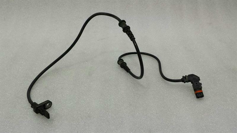 Mercedes-Benz C (W204) A.B.S Sensor Mercedes CLS W218 W212 A.B.S Sensor A2125400517...