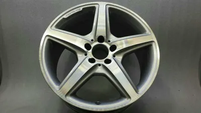 Felga aluminiowa Mercedes CLS W218 A2184011502 18&quot; AMG 9.5JX18H2 ET48
