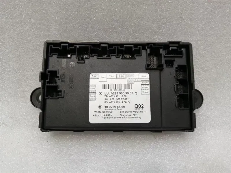 Mercedes-Benz A (W169) Mercedes S-Class W221 RRH door module A2219009903 door rear right control unit Body type: Saloon
Fuel: Petrol