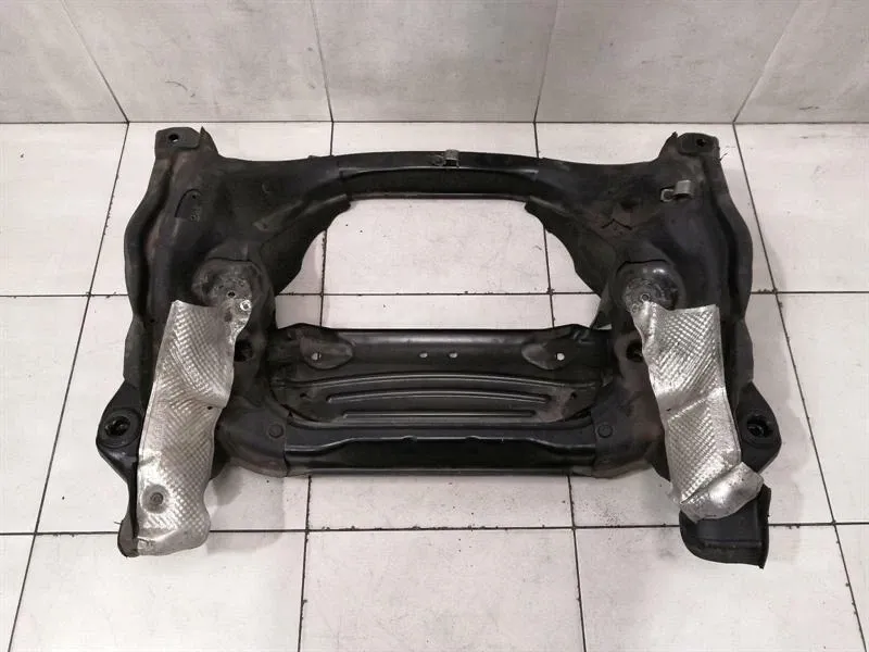 Mercedes S-Class W221 Beam Subframe Front A2216200287 Front Axle Carrier