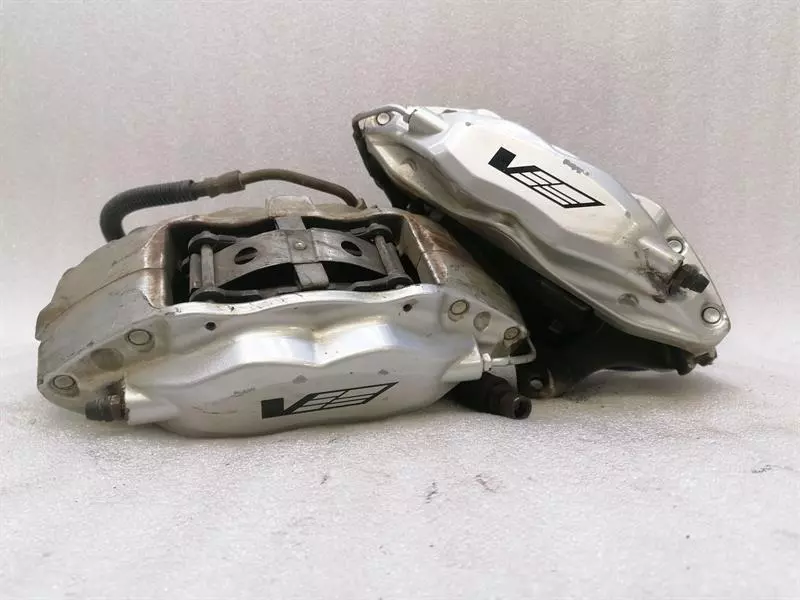 Cadillac STS 2005-2011 CADILLAC STS-V STS LC3 FRONT Brake Caliper 88965629 Caliper BREMBO SET