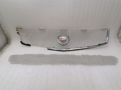 CADILLAC STS-V STS LC3 priekšējais režģis 15886790 radiatora reste AR DEFEKTU KOMPLEKTS