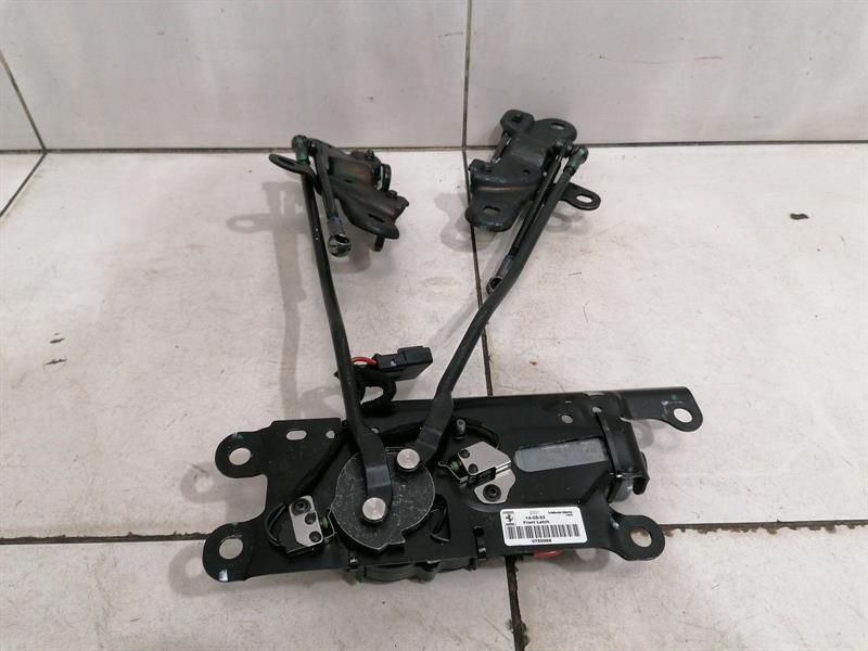 Ferrari 458 F142 Spider Roof Lock 83977800 Vario Roof Lock Kit ENGINE