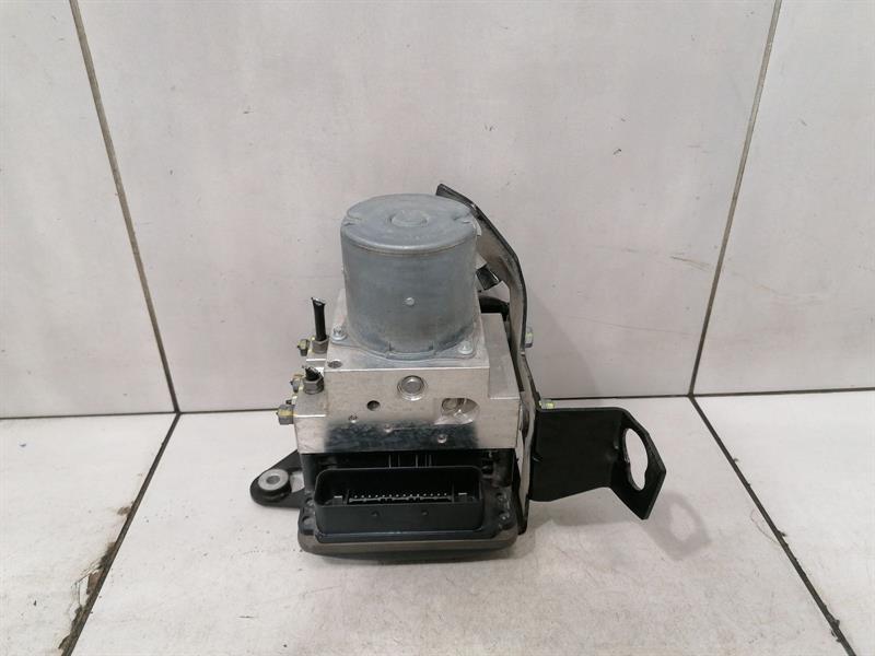Ferrari 458 2009-2016 Ferrari 458 F142 Spider A.B.S Pump 279893 ABS Pump Hydraulic Block