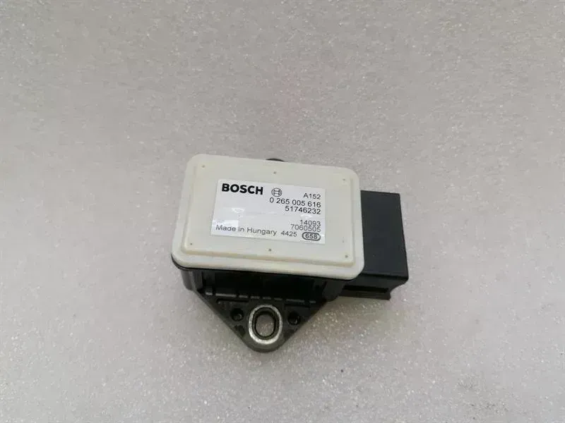 Ferrari 458 Sensor Ferrari 458 F142 Spider Sensor 51746232 YAW RAT...