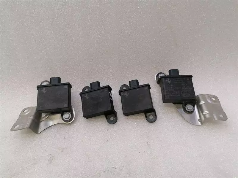 Ferrari 458 Electronic module Ferrari 458 F142 Spider Electronic Module 23796...