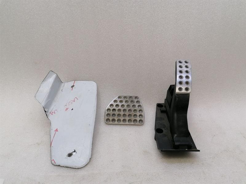 Ferrari 458 Gas Pedal (electrical) Ferrari 458 F142 Spider Throttle Pedal (Electri...