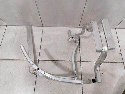 Ferrari 458 F142 Spider Face avant 82520800 Porte-serrure treillis gauche Masque avant