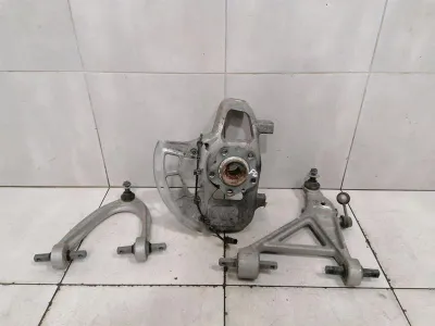 Moyeu avant gauche Ferrari 458 F142 Spider 287186 Boîtier de roulement de roue avant gauche