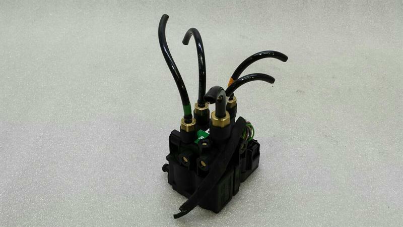 Land Rover Range Rover (L460) 2022-... LR037082 RANGE ROVER L405 air suspension valve rear valve block