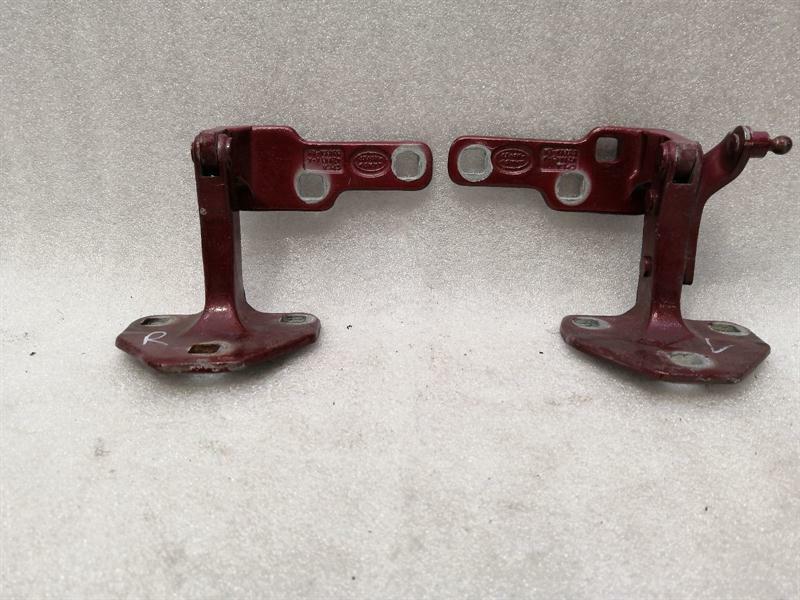 Land Rover Range Rover (L460) 2022-... Land Rover Range Rover L405 Tailgate hinge LR048168 Tailgate hinge