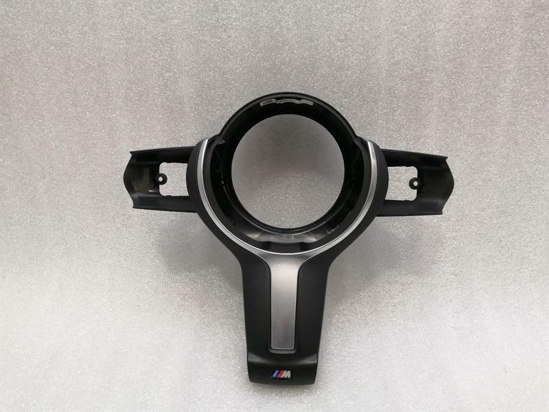 BMW 2,5CS - 3,2CSL (E9) 1968-1976 BMW X5 F15 F85 M Steering Wheel Trim 7848658 Steering Wheel Decor Trim