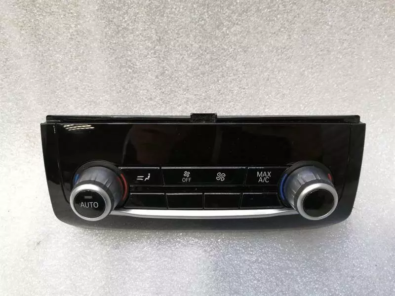 BMW 5 (F10 / F11) BMW 5 Series G30 G31 Rear Car Climate Control 6834534 Rear Climate Control Panel