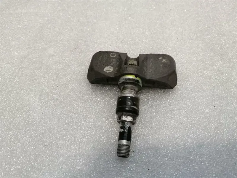BMW 5 (F10 / F11) BMW 5 Series F10 Tyre pressure sensor 6781847 tire pressure sensor