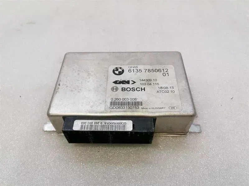 BMW 5 (F10 / F11) BMW 5 Series F10 Electronic Module 7850612 Control Unit DIFF LOCK Body type: Saloon
Fuel: Petrol