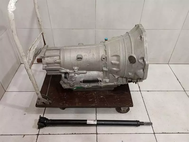 BMW 5 (G30 / G31) BMW 5 Series F90 G30 M5 Gearbox 8098289 399 XDN GA8HP75Z Gearbox Body type: Saloon
Fuel: Petrol