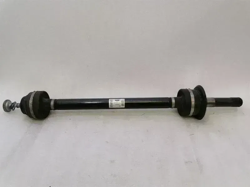 BMW 5 (G30 / G31) BMW 5 F90 G30 M5 Drive Shaft Rear Right 33207856936 Rear Right Drive Shaft Body type: Saloon
Fuel: Petrol