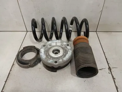 BMW 5er F90 G30 M5 Schraubenfeder Vorne 8074114 Fahrwerksfeder Vorne