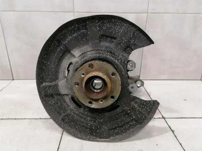 BMW 6 (F06 / F12 / F13) BMW 6 Series F13 Left Rear Hub 33322284145 wheel bearing housing rear left Body type: Coupe
Fuel: Petrol
