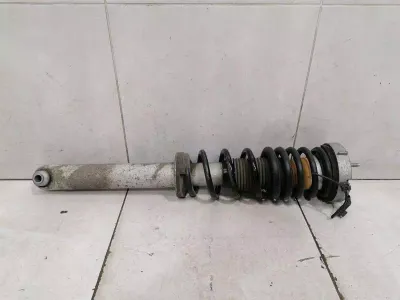 BMW 5-serie F90 G30 M5 Stötdämpare bak 8074121 Stötdämpare bak