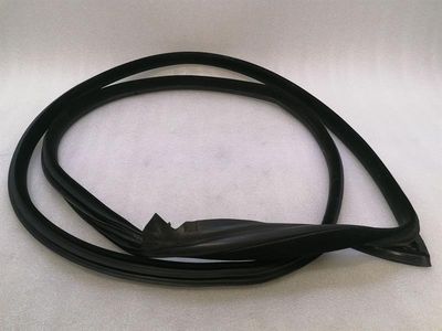 BMW Seria 6 F13 Coupe Uszczelka drzwi prawych 7268800 Uszczelki drzwi prawych