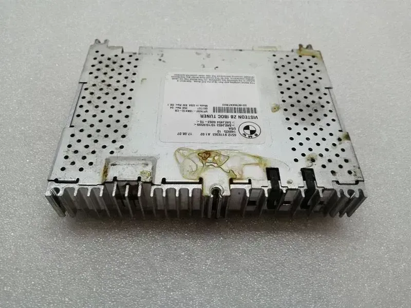 BMW 7 (E65 / E66 / E67 / E68) BMW 7 series E65 electronic module 9119363 control unit IBOC tuner Body type: Saloon
Fuel: Petrol