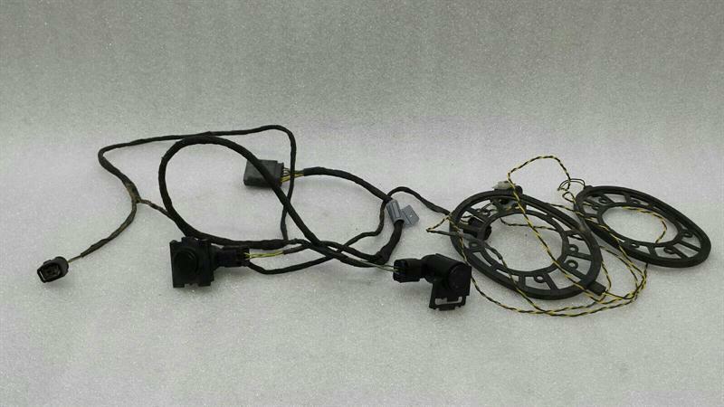 BMW 7 (E65 / E66 / E67 / E68) BMW 7 Series E65 Rear PDC Wiring Loom 6907310 Harness Hinten PTS Body type: Saloon
Fuel: Petrol