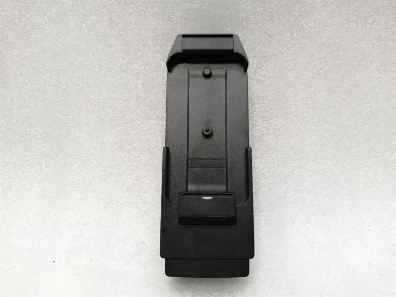 BMW 7 (E65 / E66 / E67 / E68) BMW 7 series E65 electronic module 2199389 control unit phone charger Body type: Saloon
Fuel: Petrol