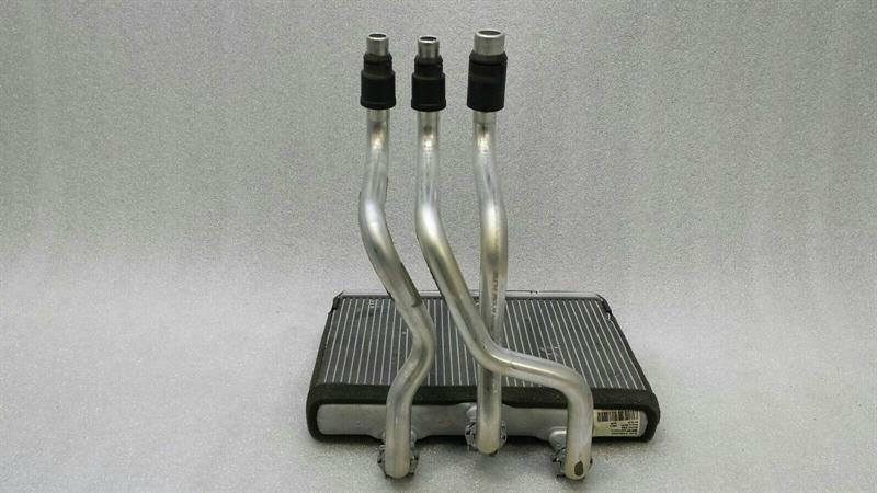 BMW 7 (E65 / E66 / E67 / E68) BMW 7 series E65 Heater matrix 81562007 Water Cooler Radiator Body type: Saloon
Fuel: Petrol