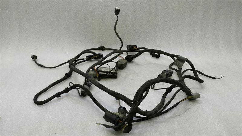 BMW 7 (E65 / E66 / E67 / E68) BMW 7 Series E65 Wiring Loom 6945424 Harness Front Wiring Loom Body type: Saloon
Fuel: Petrol
