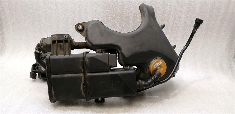 BMW 7 (E65 / E66 / E67 / E68) BMW 7 series E65 ACTIVE CHARCOAL FILTER 7175241 activated carbon tank Body type: Saloon
Fuel: Petrol
