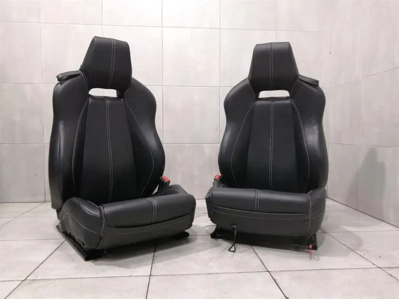 ASTON MARTIN VANTAGE V8 SPORT SEATS LEATHER SEATS BLACK V8 seats