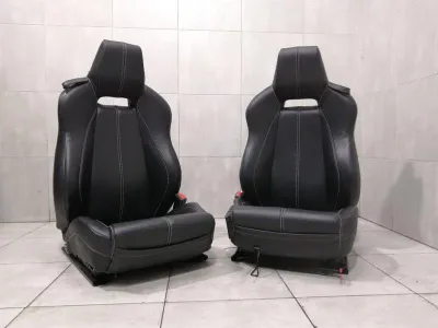 ASTON MARTIN VANTAGE V8 SPORTA SĒDEKĻI ĀDAS SĒDEKĻI MELNI V8 sēdekļi